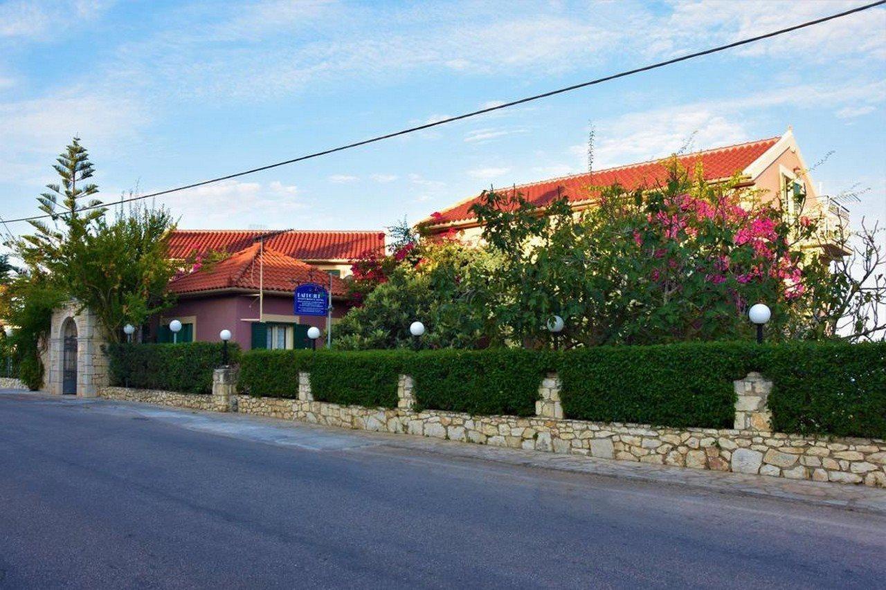 Dafnoudi Hotel Apartments Antipata  Exteriör bild