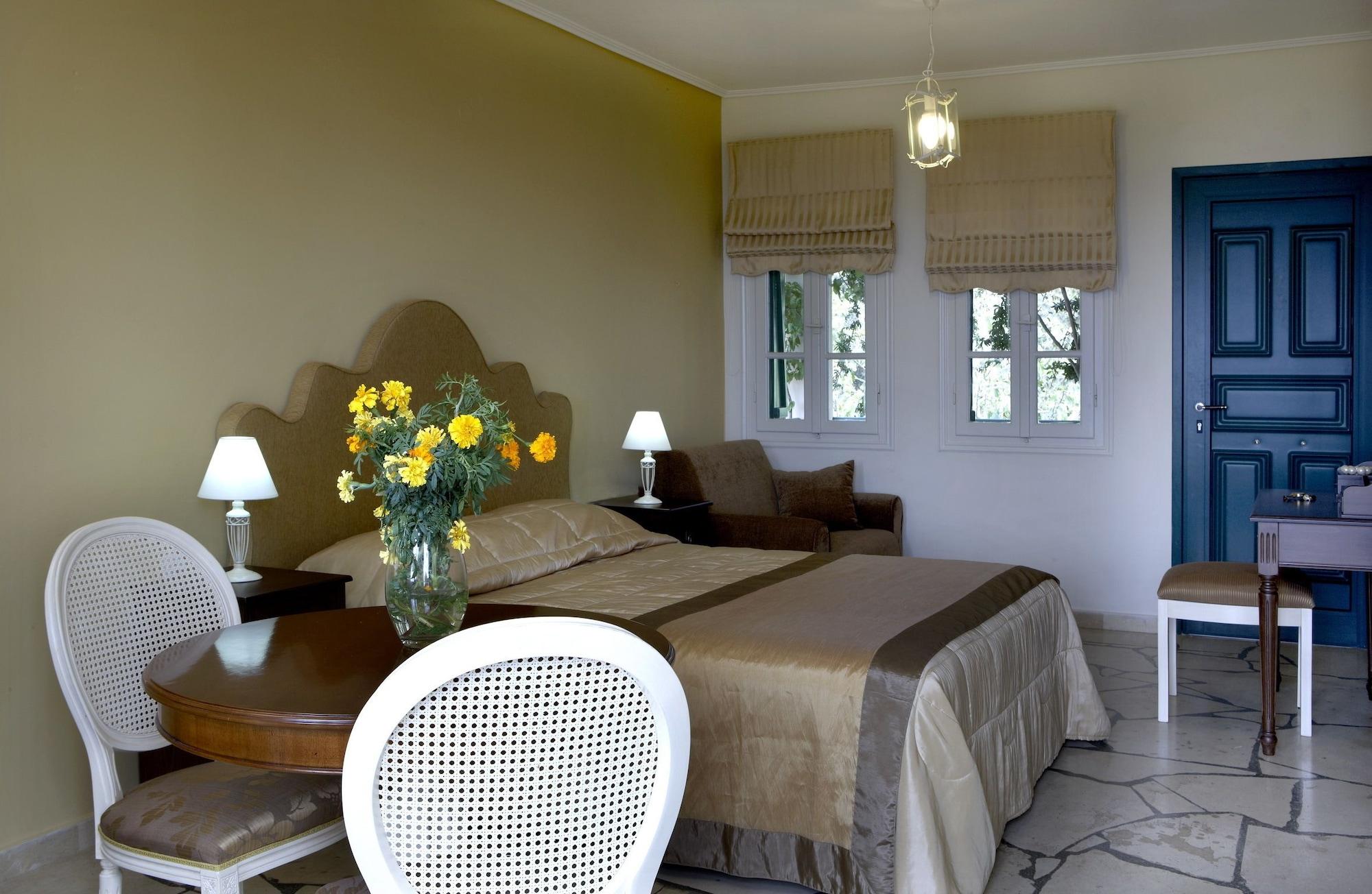 Dafnoudi Hotel Apartments Antipata  Exteriör bild