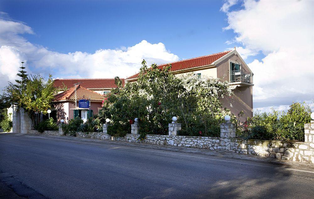 Dafnoudi Hotel Apartments Antipata  Exteriör bild