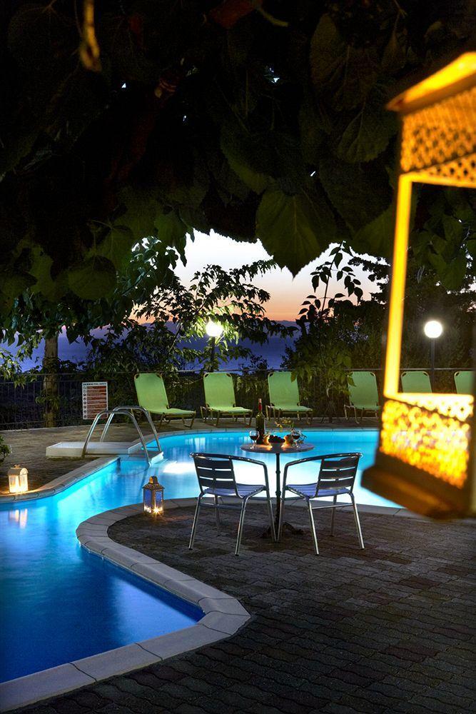 Dafnoudi Hotel Apartments Antipata  Exteriör bild